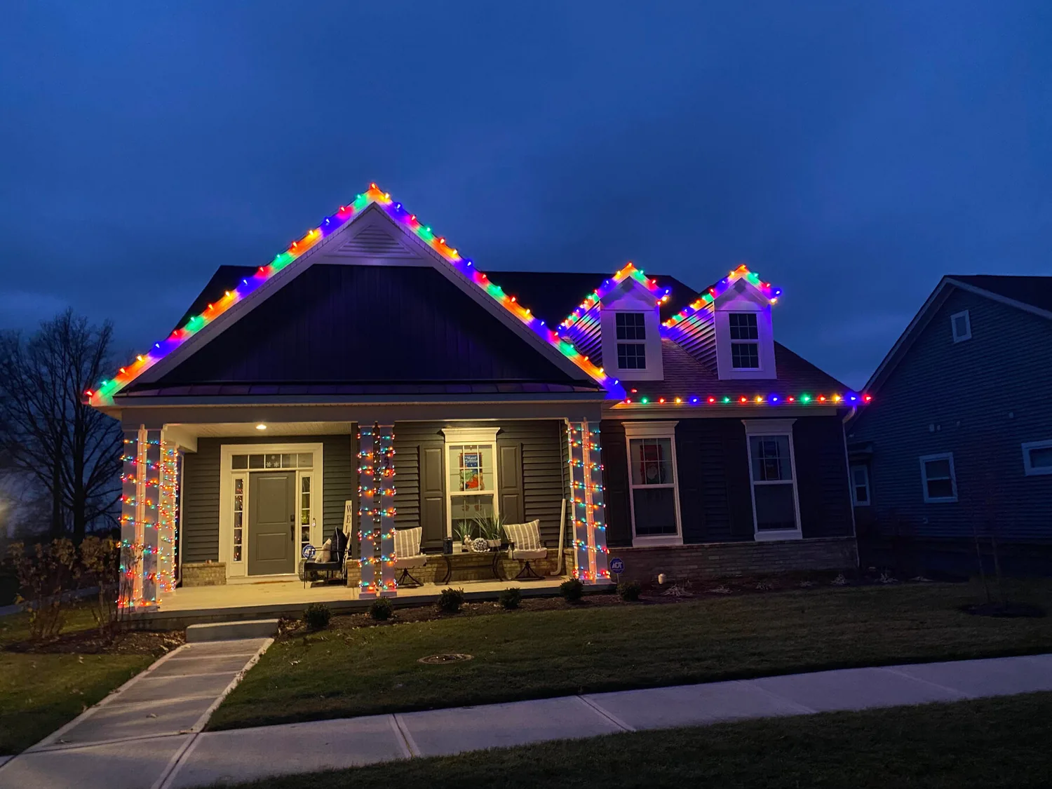 Christmas tree and landscape lighting design example